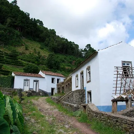 Aldeia Do Sanguinho Faial da Terra