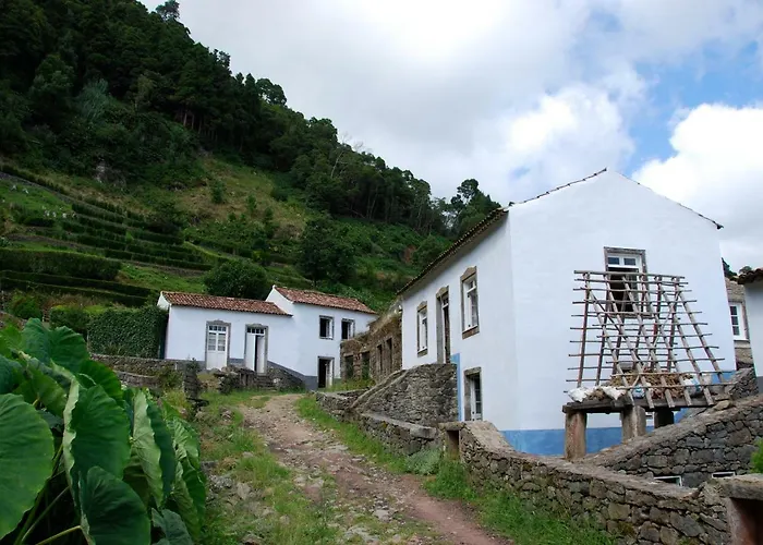 Aldeia Do Sanguinho Faial da Terra