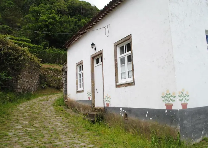 Aldeia Do Sanguinho Faial da Terra